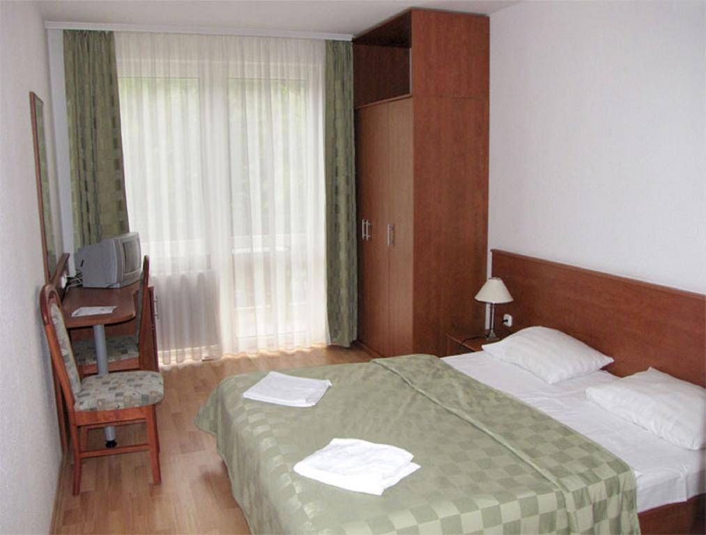 Hotel Kristaly Hajduszoboszlo Exterior photo